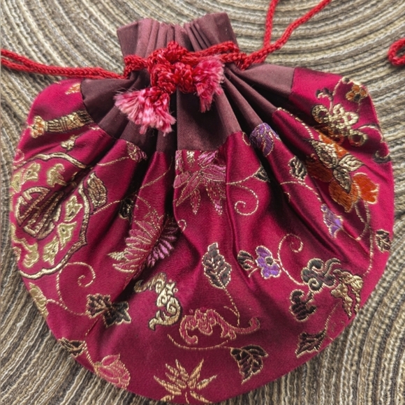 Vintage Brocade Drawcord Evening Bag EUC - Picture 2 of 11